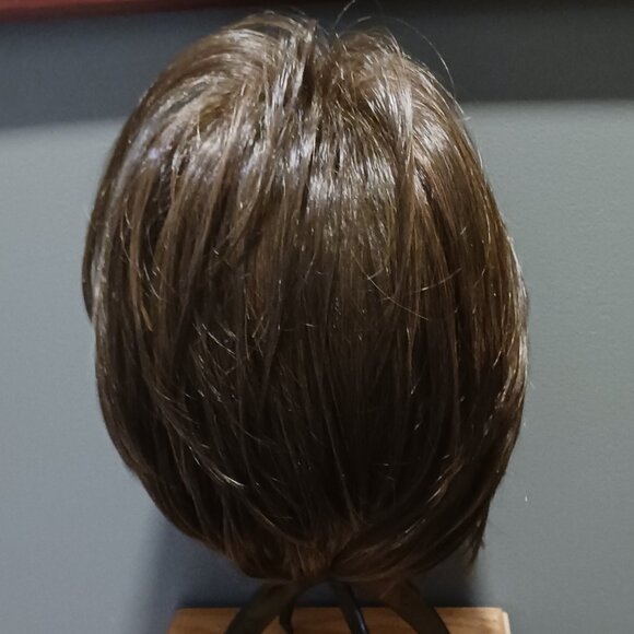 NWOT Toni Brattin Wig Medium Brown Confidence Plus Cap - Picture 2 of 3